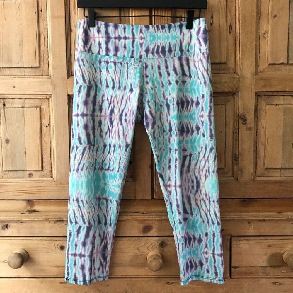 Onzie Womens Size M / L Blue Purple Tie Dye Cropped Leggings‎ Gym Workout
